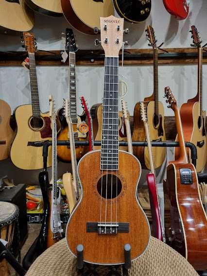 SEGOVIA SE-10T 26" ukulele tenorowe SE10T