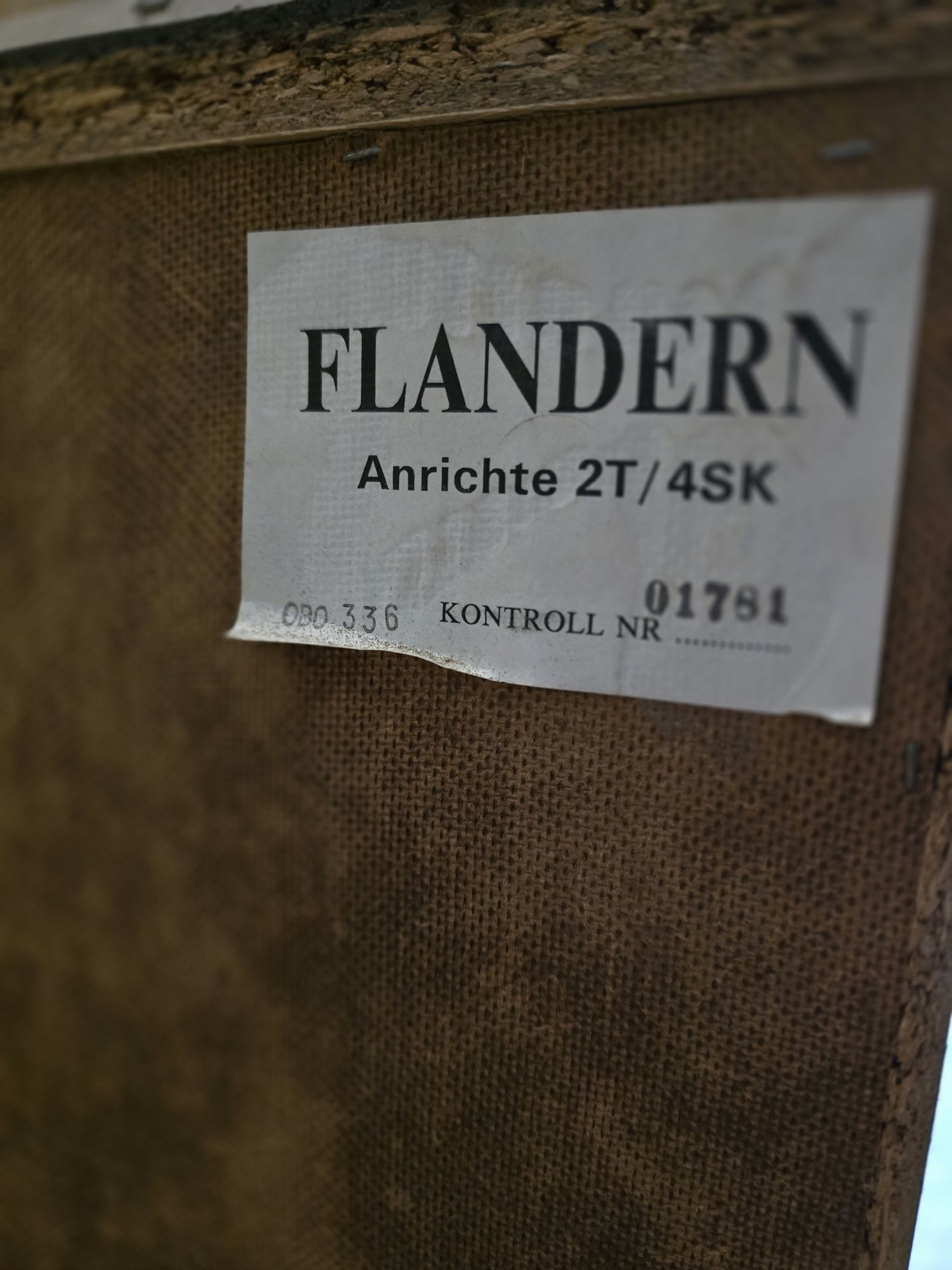 Piękna dębowa witryna i komoda jak nowa firmy Flander Okazja