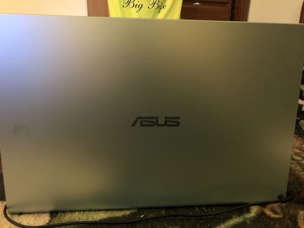 vendo portatil asus usado 1 ano