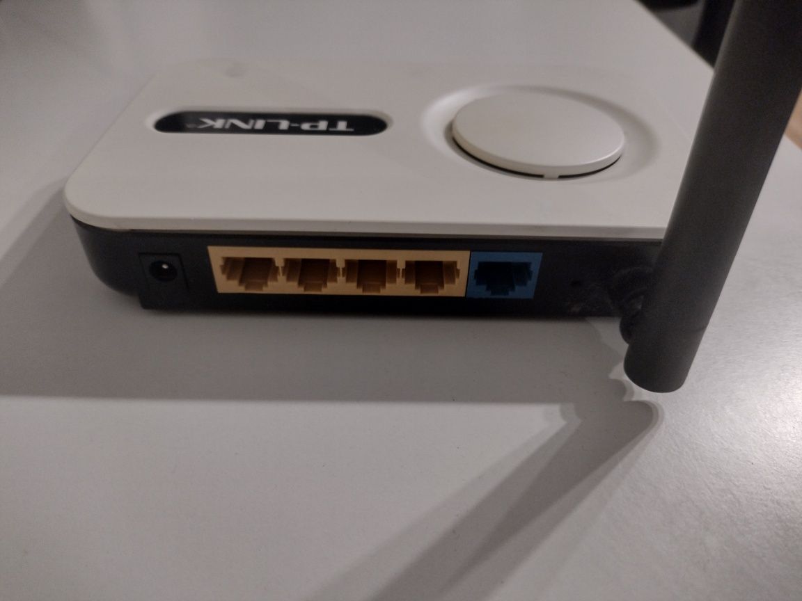 Router TP-Link TL-WR340G 54Mbps