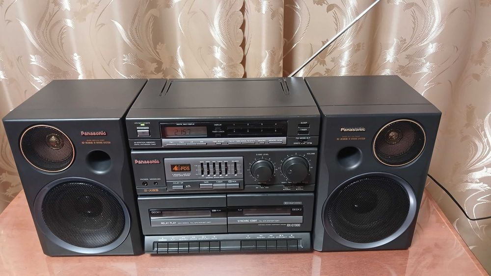 Panasonic RX-CT980 Platinum Series  Hi-Fi Бумбокс, AUX
