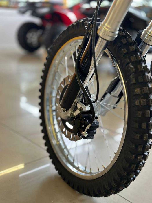 Мотоцикл LONCIN LX 250 GY-3 SX2