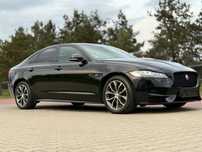 Jaguar XF R-Sport , auto użytkowane na dalekich trasach .