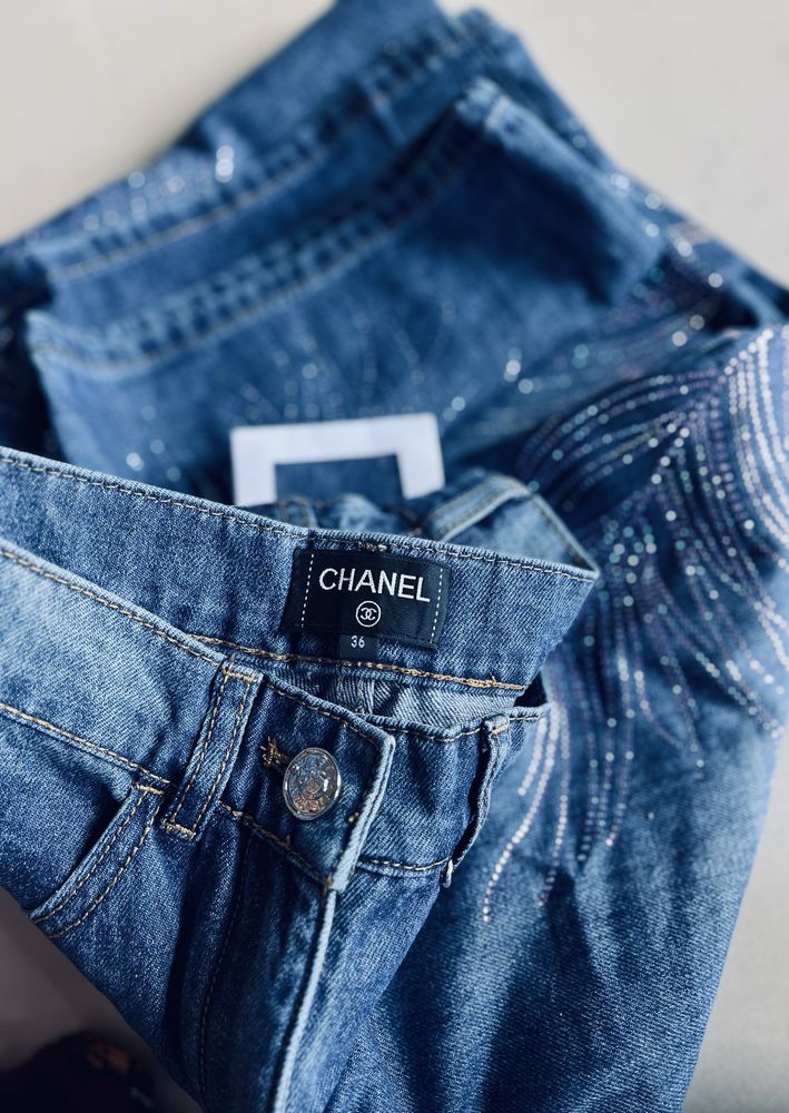 Джинсы Chanel оригинал 36р