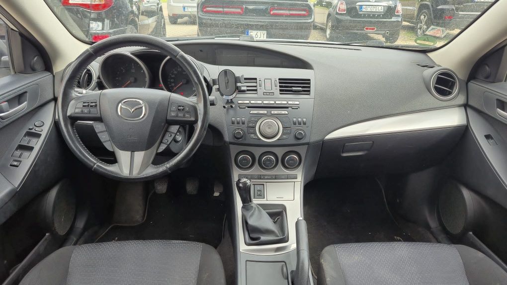 Mazda 3 diesel perłowa sprowadzony