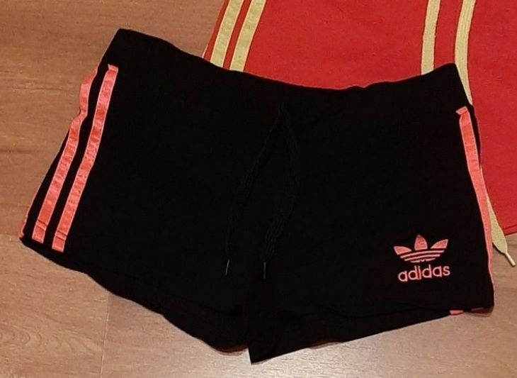 Szorty adidas r. 36 róż