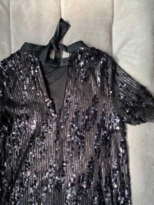 Vestido (estilo t-shirt) da Zara com lantejoulas