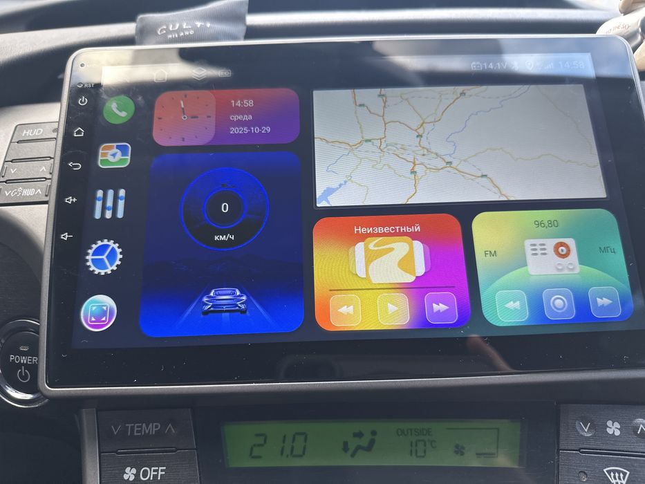 Продам магнитолу android 10.1 Toyota Prius 30 с 4G/LTE