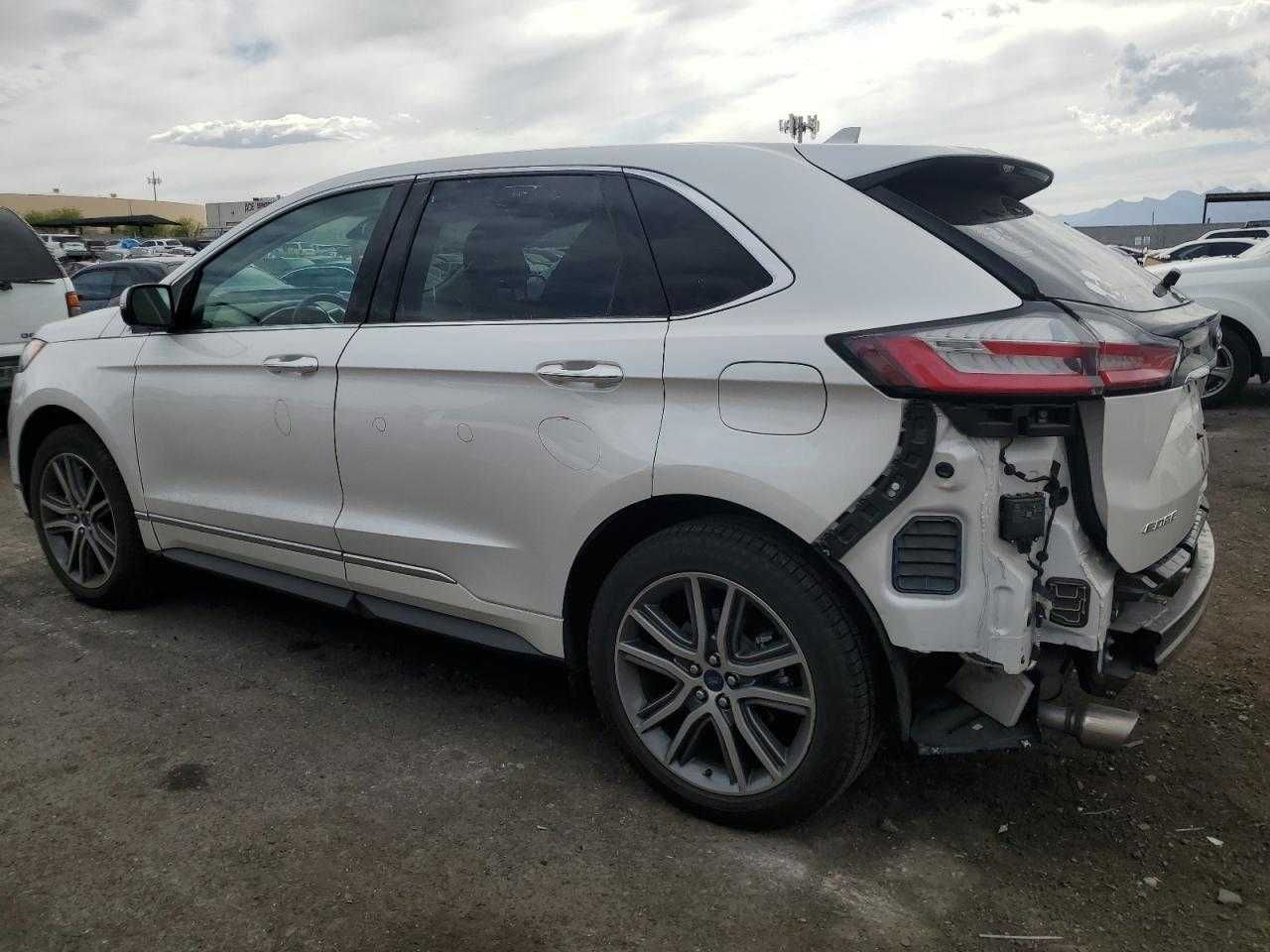 Ford Edge 2019 titanium