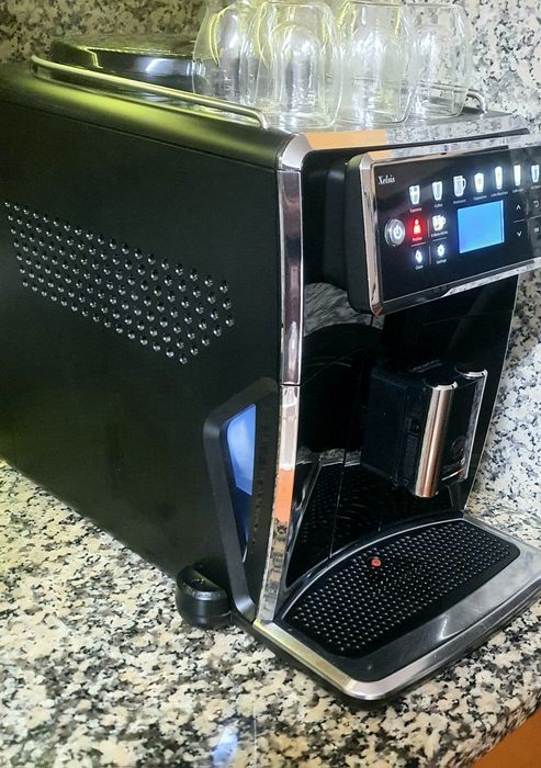 Máquina café Saeco xelsis super automática impecável