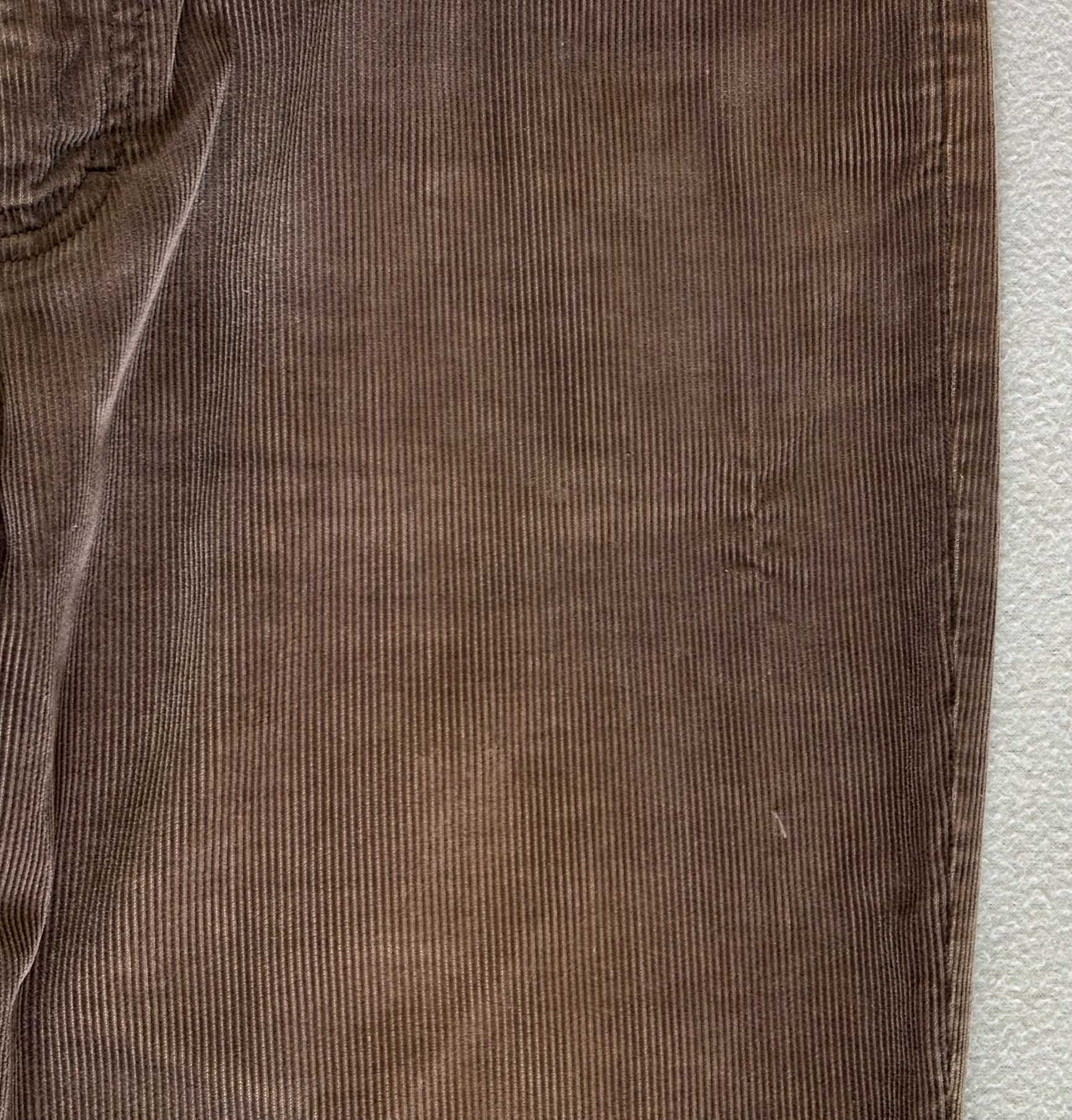 Spodnie sztruksowe Nike 6.0 roz. 32