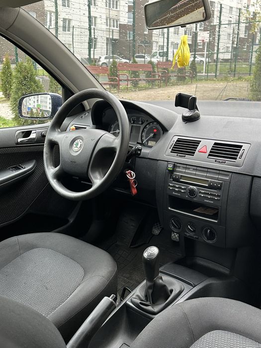 Skoda fabia  Двигун 1.4 МПІ Газ / бензин