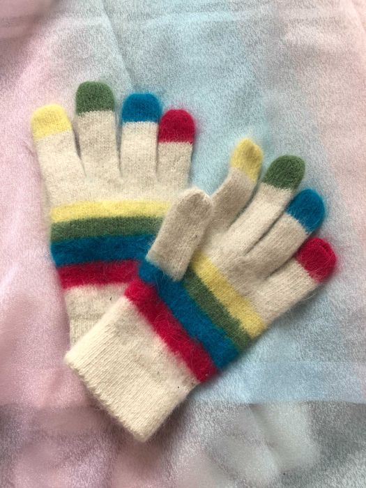 Яскраві махрові рукавиці ангора мохер