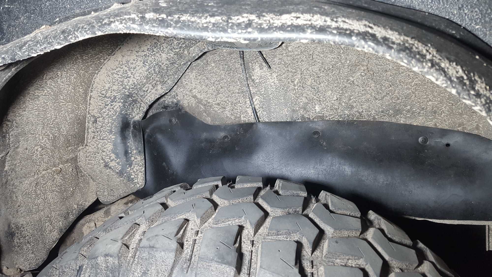Mitsubishi Pajero Sport 1 Пильник MR144708 MR144709 MR401226 MR484654