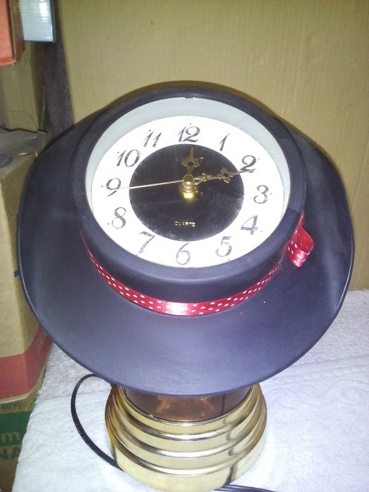 relógio chapéu eletrico c/urso acrilico multicolor