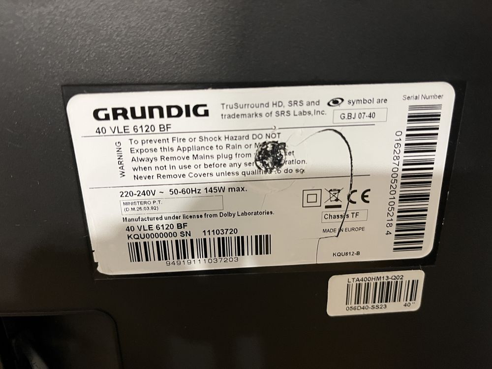 Телевізор Grundig 40 дюймів .Матриця без нюансів.