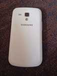 Telefon samsung.  .