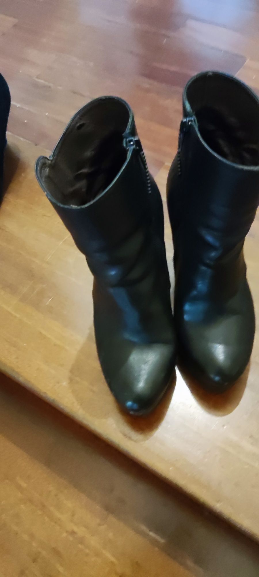 Sapato Botim Bota
