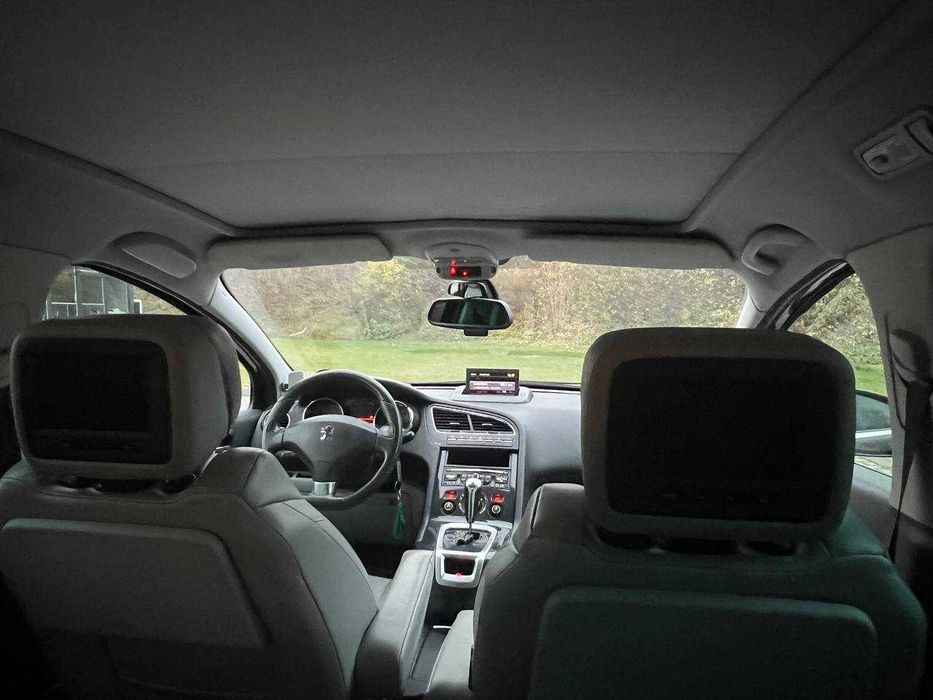 PEUGEOT 5008 / Пежо 5008
