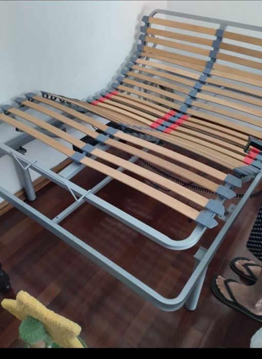 Cama articulada eléctrica