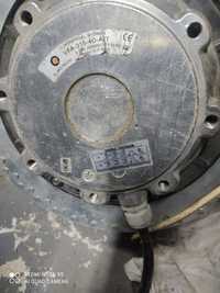 Центробежный вентилятор Мотор-колесо  VFT-315-4D

A1