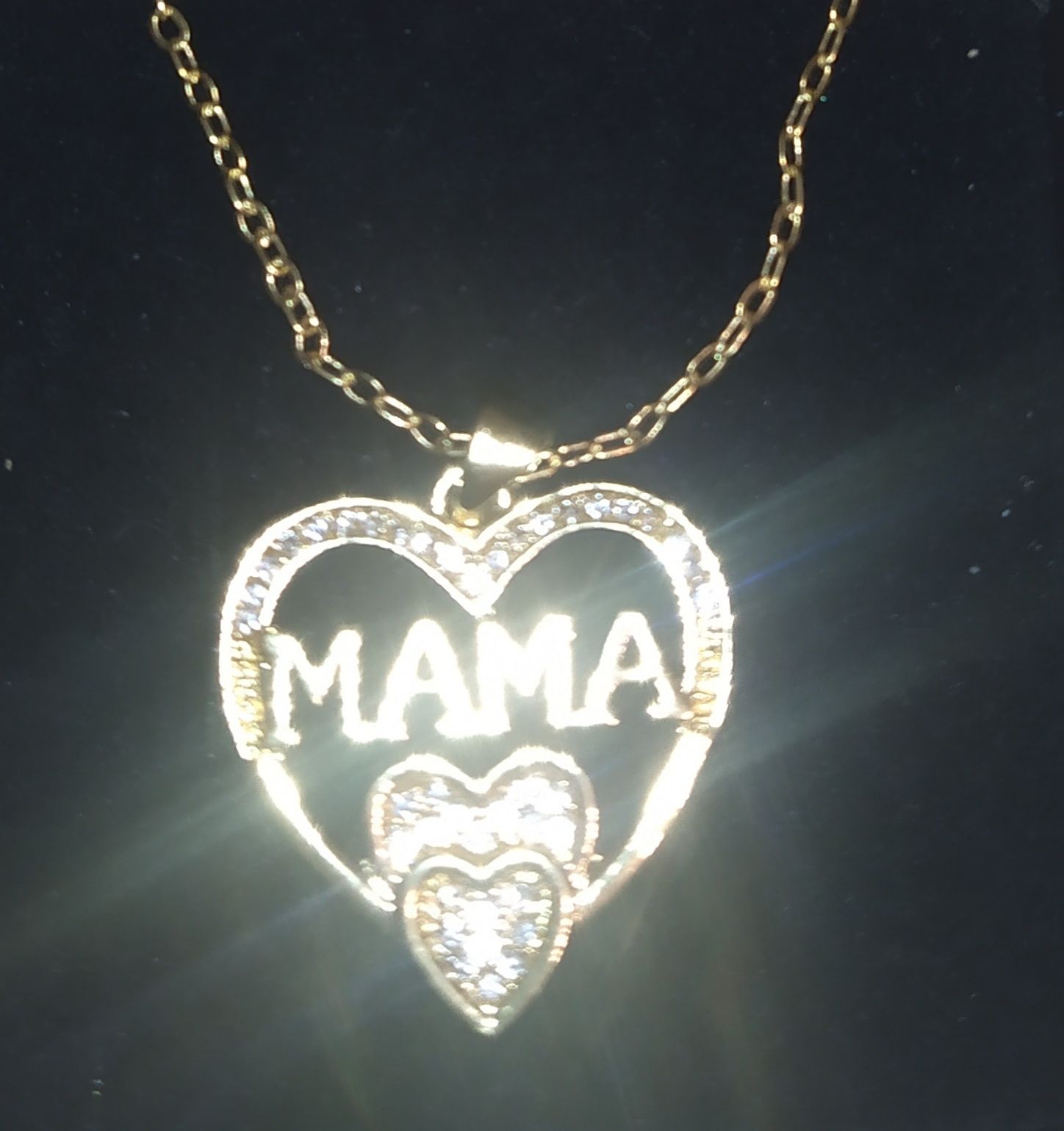 Łańcuszek z napisem Mama