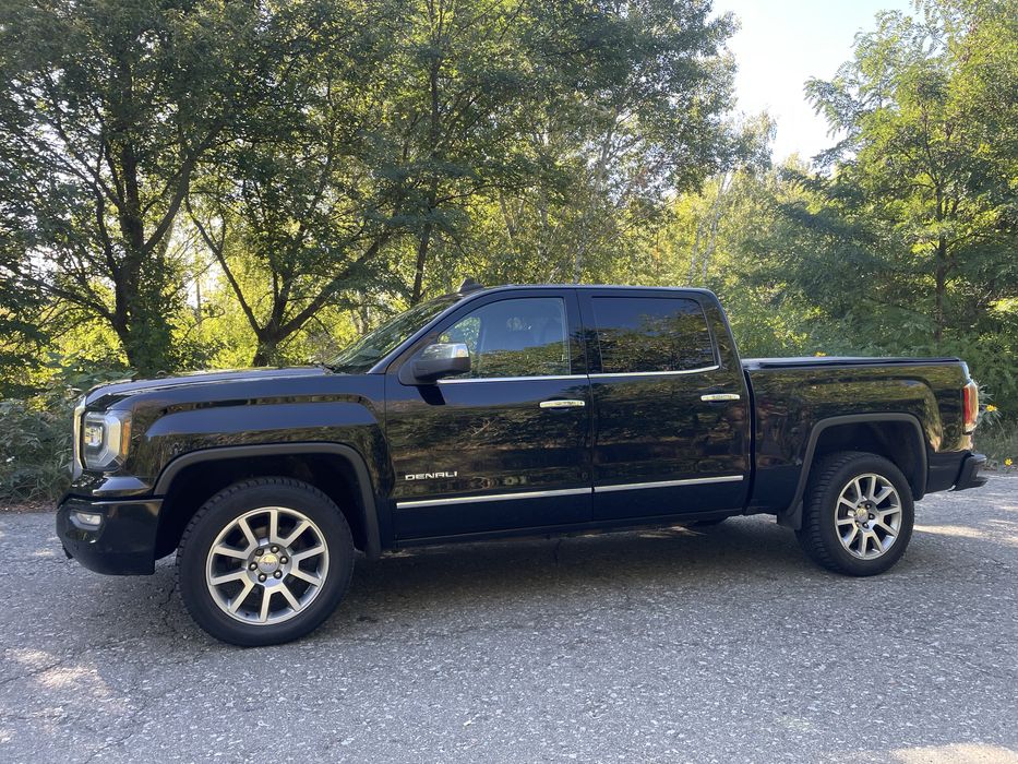 GMC Sierra Denali