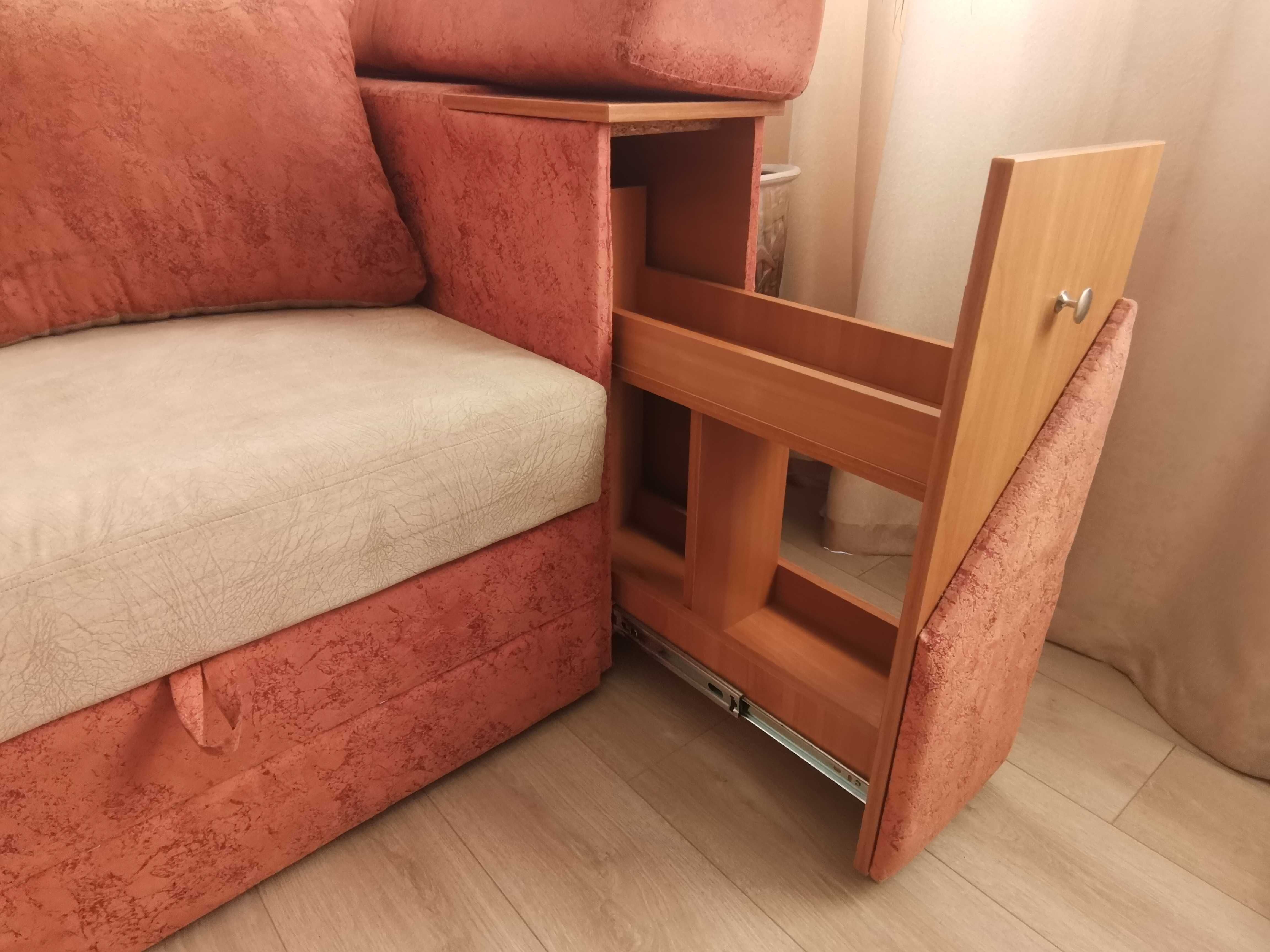 Кутовий диван Оксфорд, розкладається, з міні баром і поличкою