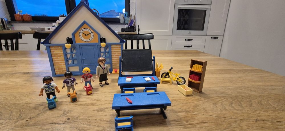 Przenośna szkoła playmobil nr zestawu5662