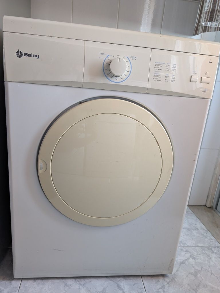 Máquina de Secar Roupa Balay