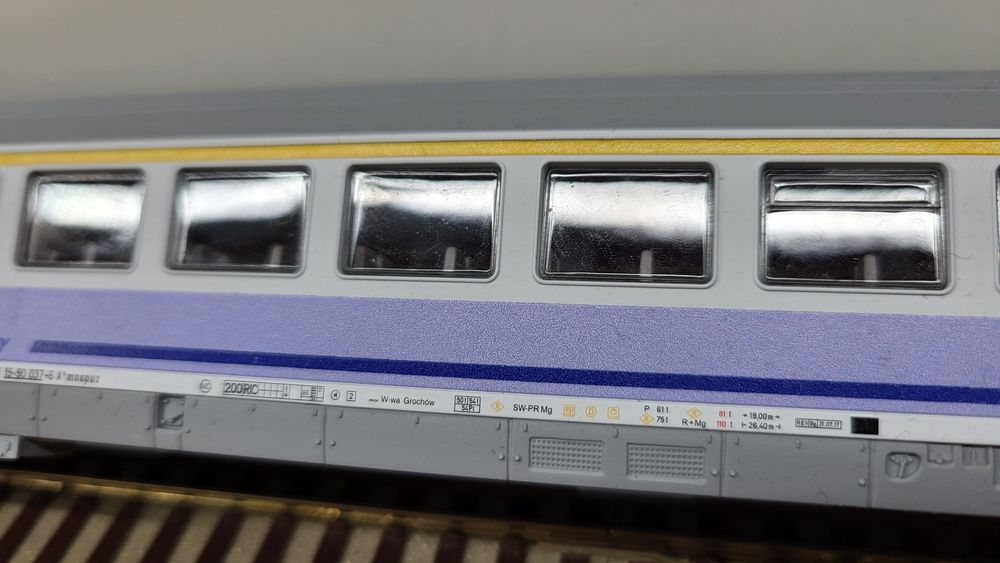 PIKO wagon osobowy 1kl PKP ic ep VI nr 1 H0 piękny OKAZJA