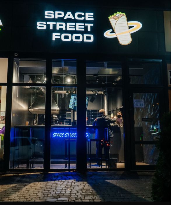 Продам готовый бизнес стритфуд возле ЖК Ривер Парк