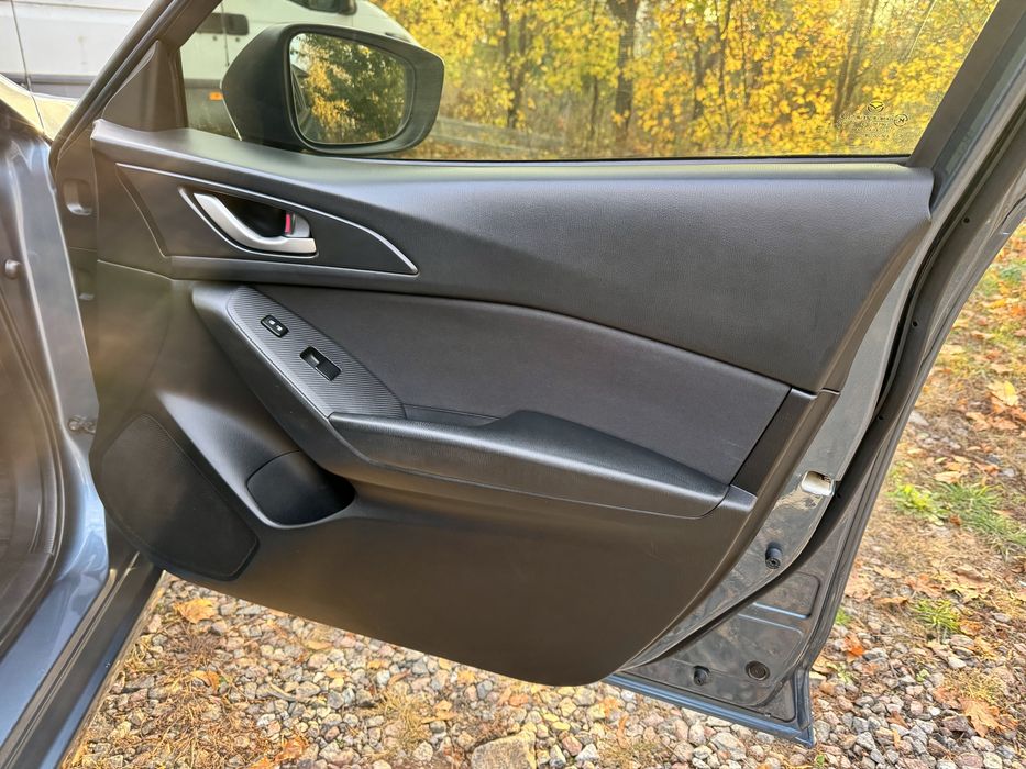 Продам Мазда3 SkyActiv