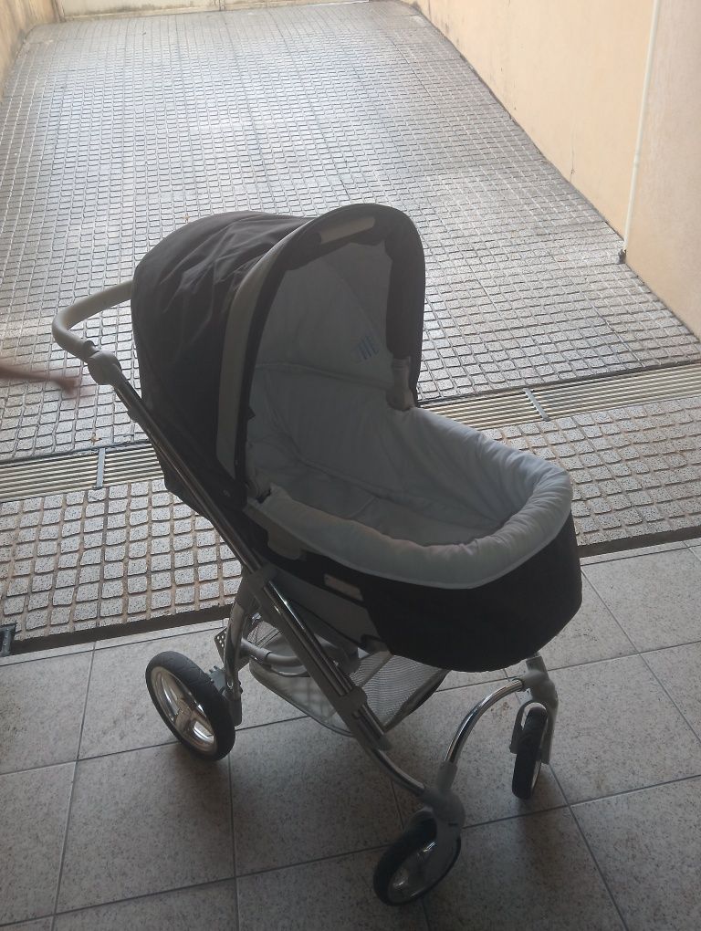 Carrinho bebécar