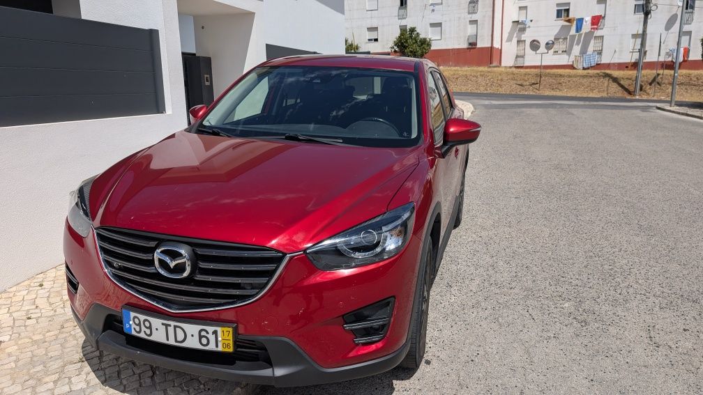 Mazda cx 5 com oferta de bicicleta carbono BTT e suporte