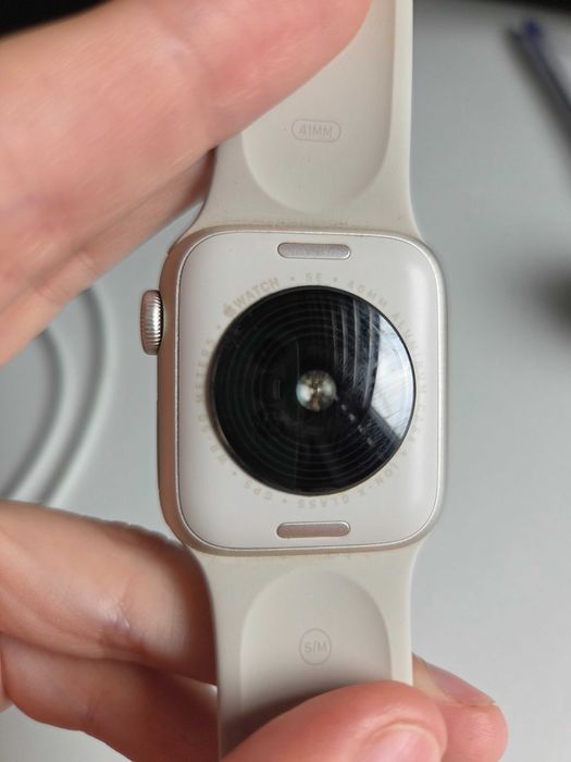 Apple Watch SE (Gen 2) Starlight 40mm