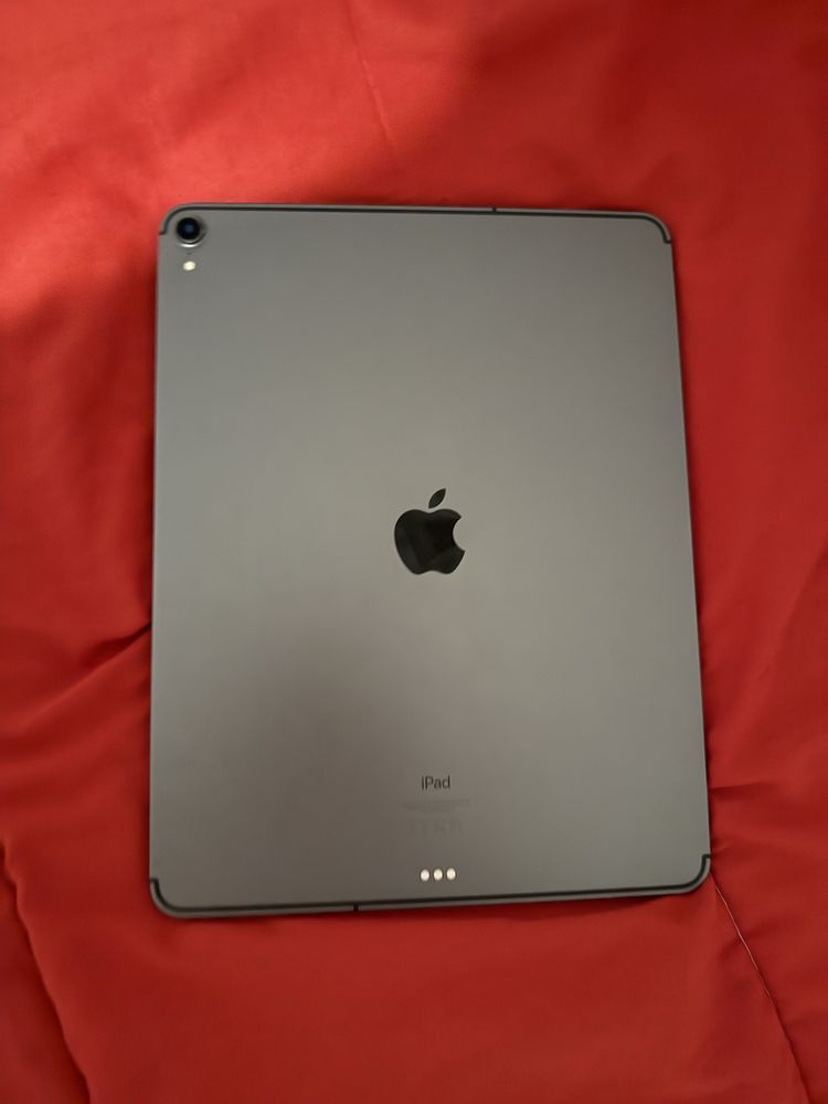 IPAD PRO 12.9-INCH (3RD GENERATION)