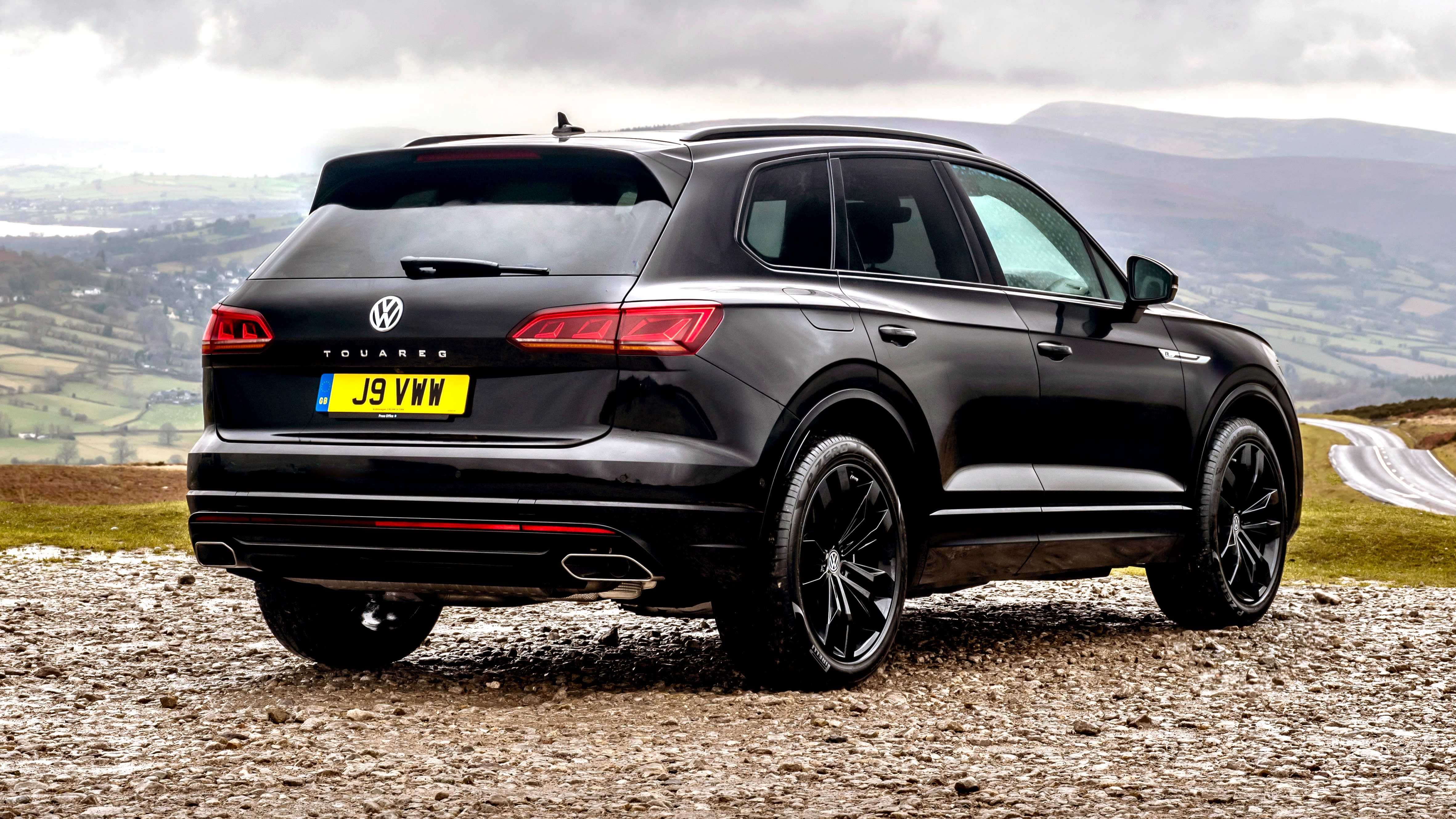 21 оригінальні одноширокі диски VW Touareg Suzuka Black