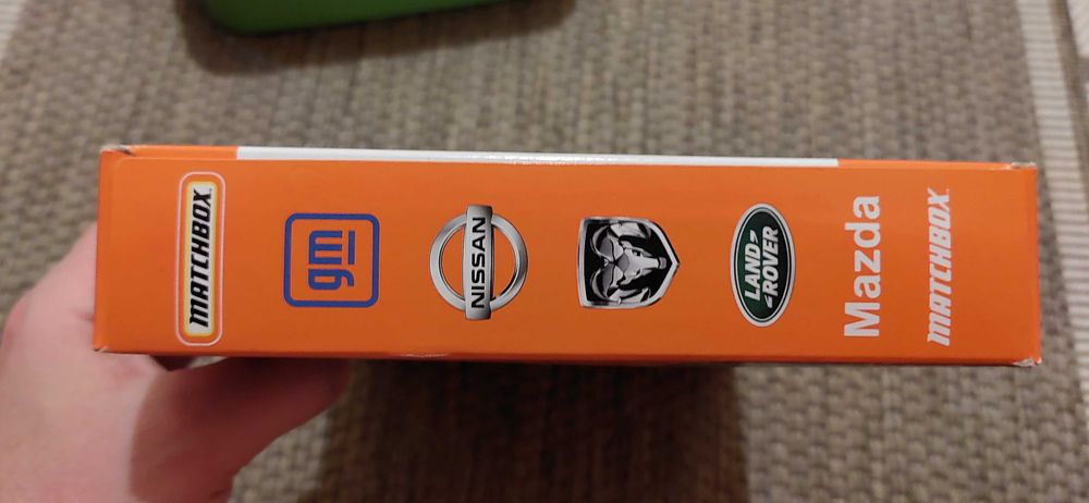 Oryginalne samochodziki Matchbox,14  modeli