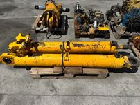 BAUER siłownik hydrauliczny do wiertnicy 2 szt komplet