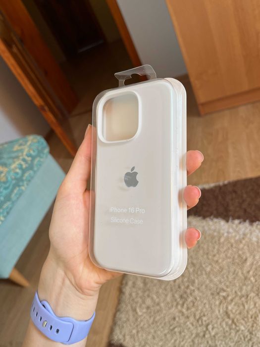 Case iPhone 16 Pro etui silikonowe nowe białe white