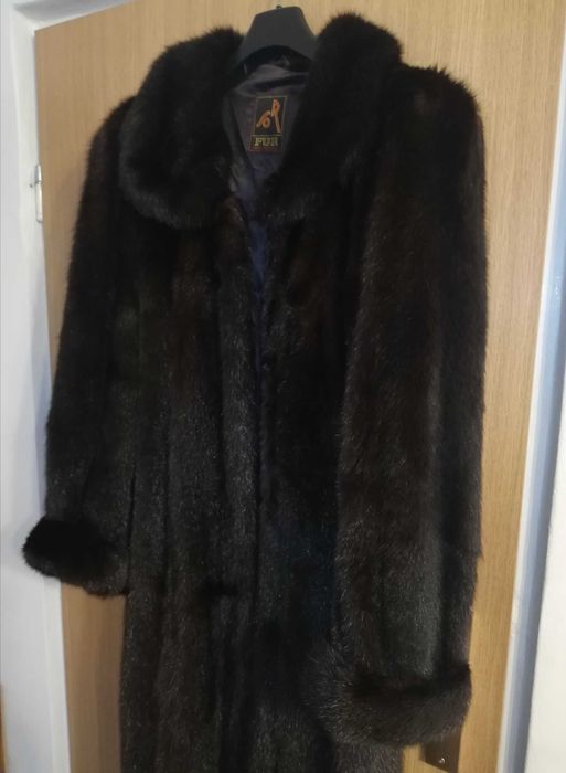 Naturalne futro z dzikich norek - Made in Mongolia - Super stan