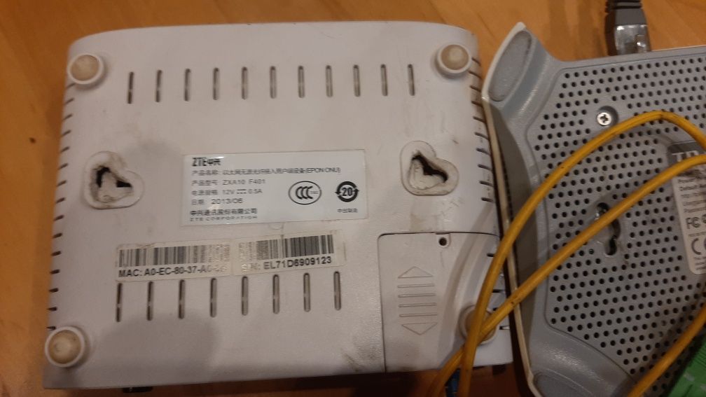 Router TP-LINK TL WR840N + Zte