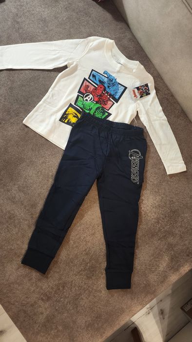 Piżamka chłopięca 98/104