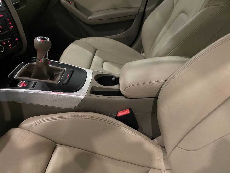 Audi A4 SPORT 170cv 2.0 - 2010