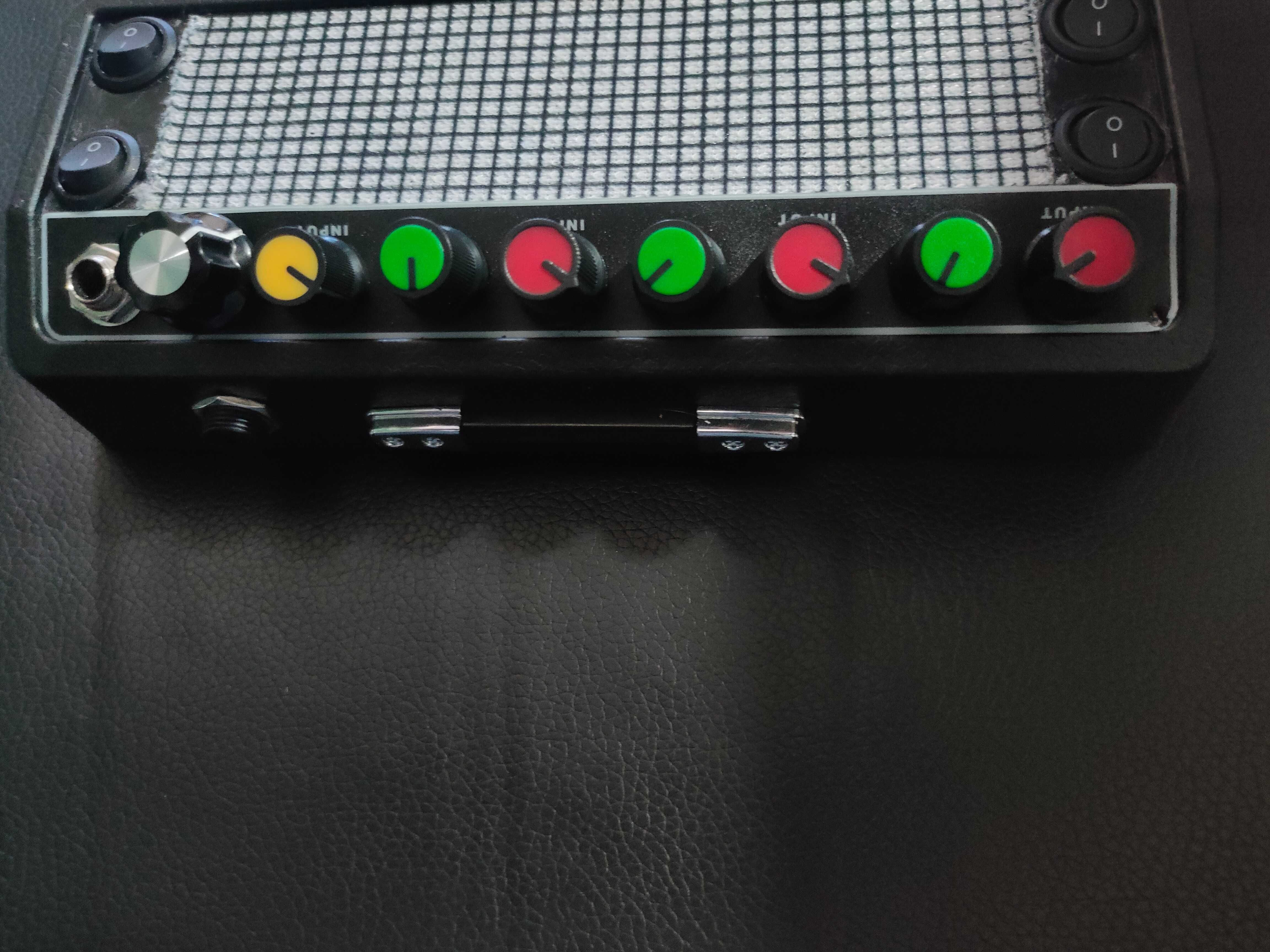 Syntezator drone synth jak combo gitarowe pocket diy