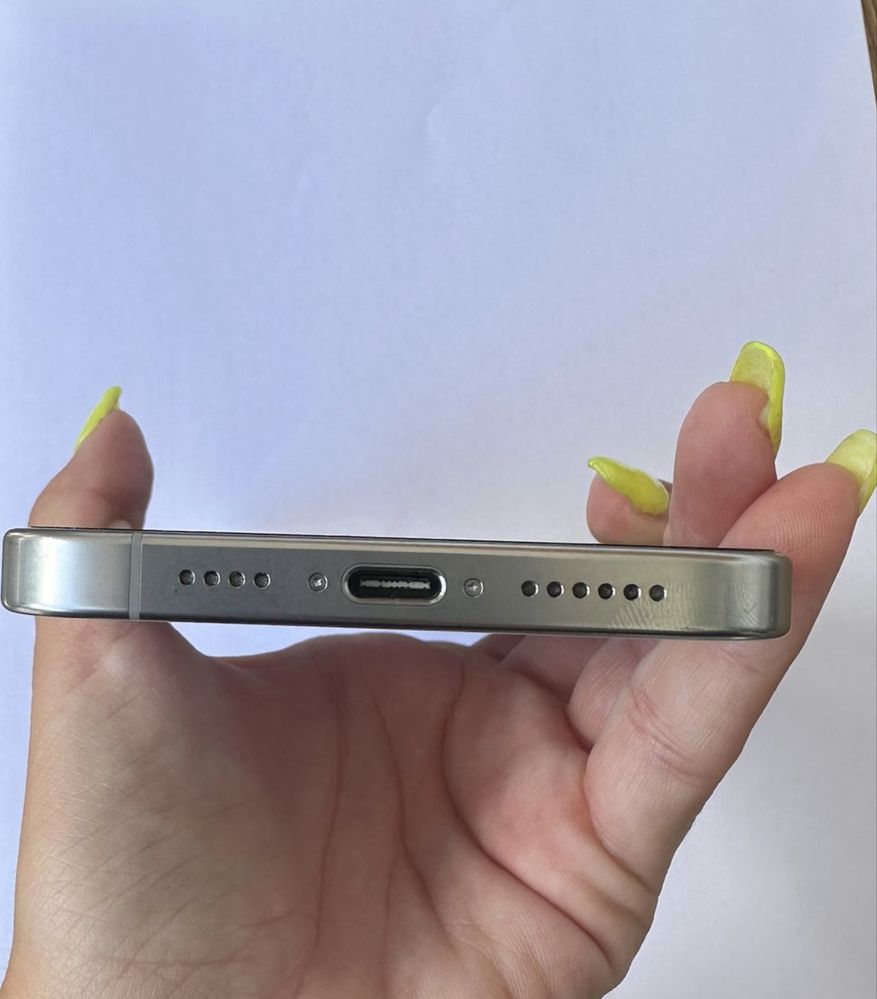 iPhone 16 Pro Max