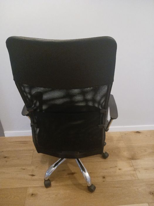Fotel biurowy obrotowy