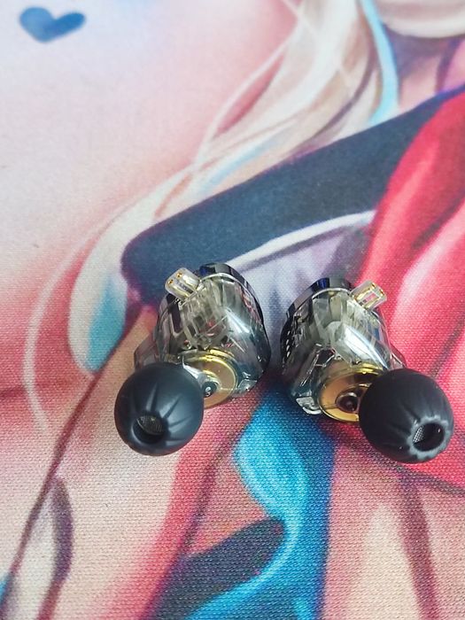 Продам навушники KZ-ZS10 Pro 2 wired