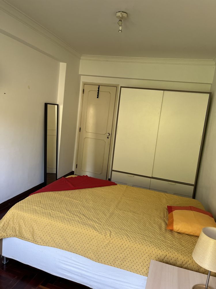Quarto para arrendar